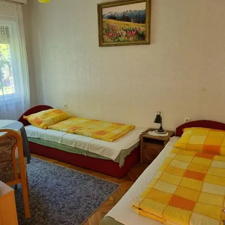 Aranypart 35 Apartment Siófok