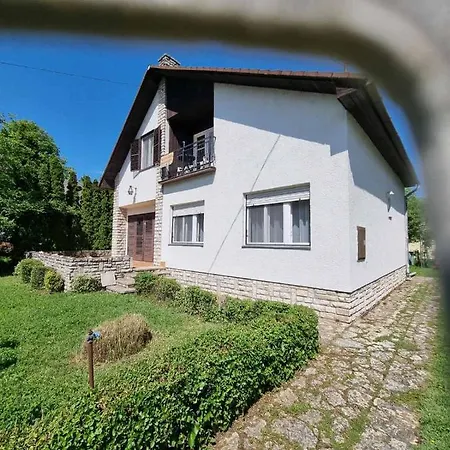 Apartment Aranypart 35 *